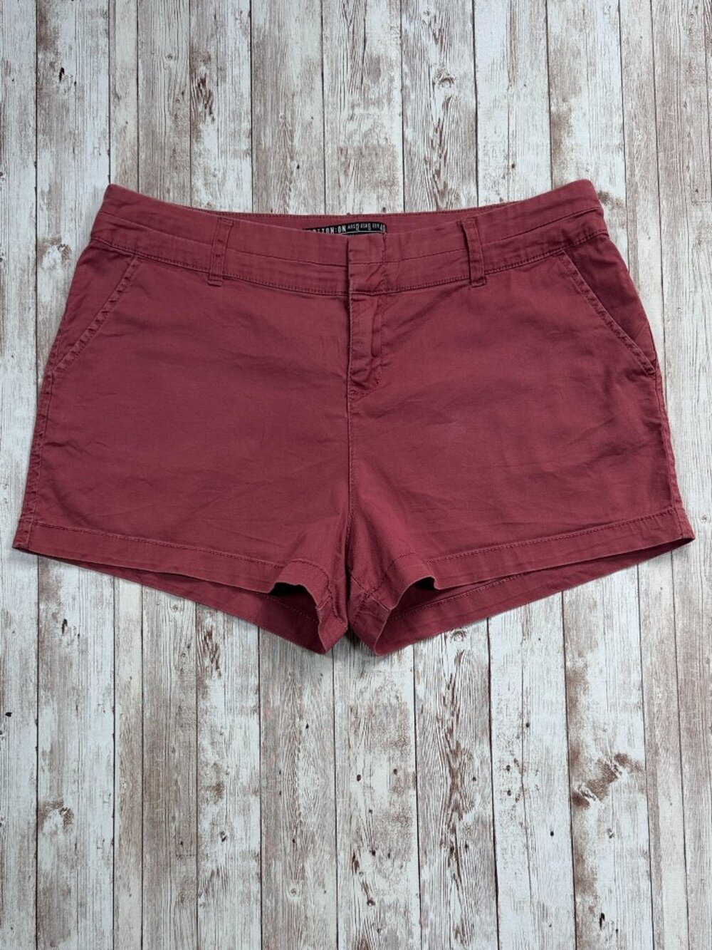 Cotton On Chino Shorts Mid Rise sz 8 Burgundy Women's Casual Stretch Pocket 2.5"
